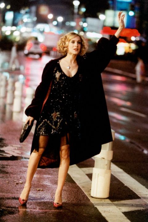 026-carrie-bradshaw-outfits.jpg (56.56 Kb)