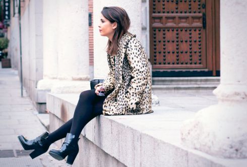 1359953510leopard_coat-lace_skirt-outfit-street_style-13.jpeg (30.64 Kb)