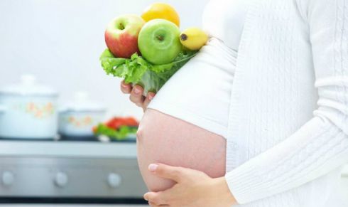 Вчені з'ясували, як зайва вага у вагітних впливає на плід