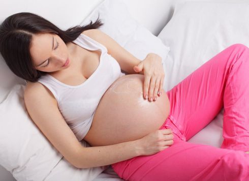 Як позбутися розтяжок після вагітності