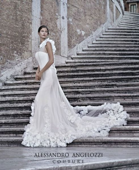 bianca-balti-alessandro-angelozzi-bridal-couture-15.jpg (69.7 Kb)