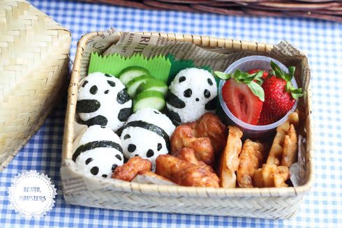 character-bento-food-art-lunch-li-ming-104.jpg (42.45 Kb)