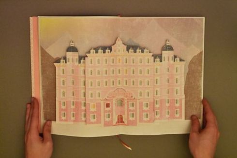 grand-budapest-hotel-paper-art-_06.jpg (18.8 Kb)