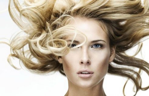 Чудові зачіски для блондинок на кожен день [ФОТО]