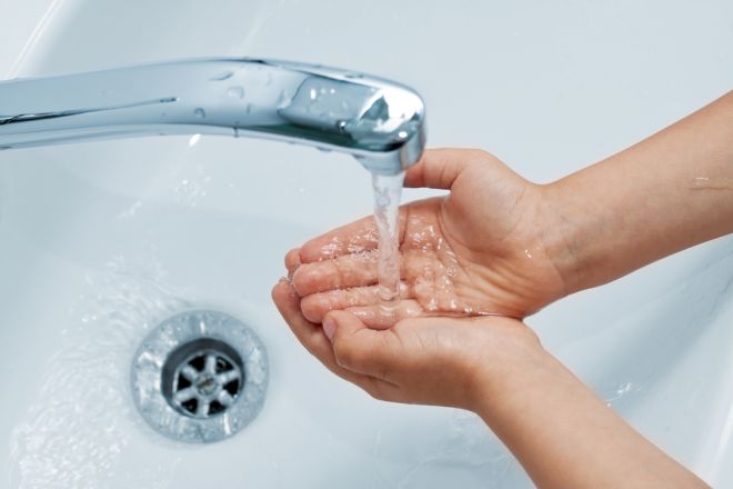 washing-hands.jpg (25.87 Kb)