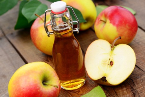 Сім лікувальних властивостей яблучного оцту